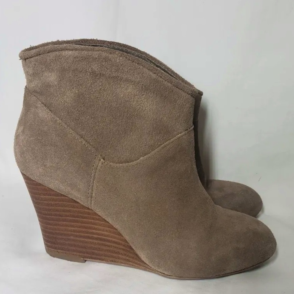 Aldo Leather Pull On Taupe Wedge Ankle Booties Size 6.